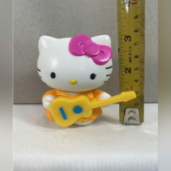 2/$20 Hello Kitty Loves Music 2013 Made for McDonald's Happy Meal Toy #6 - Picture 2 of 7